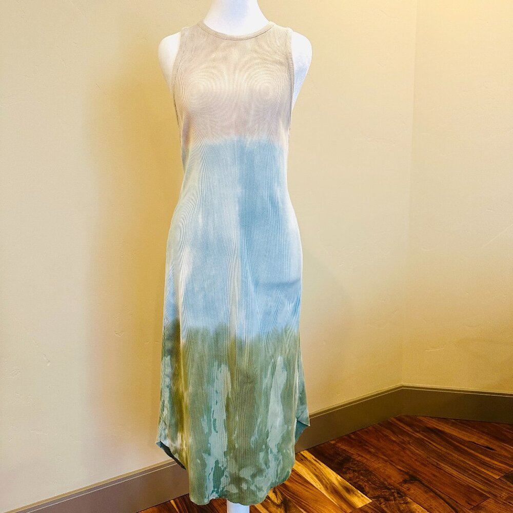 YOUNG FABULOUS AND BROKE DRESS MEDIUM